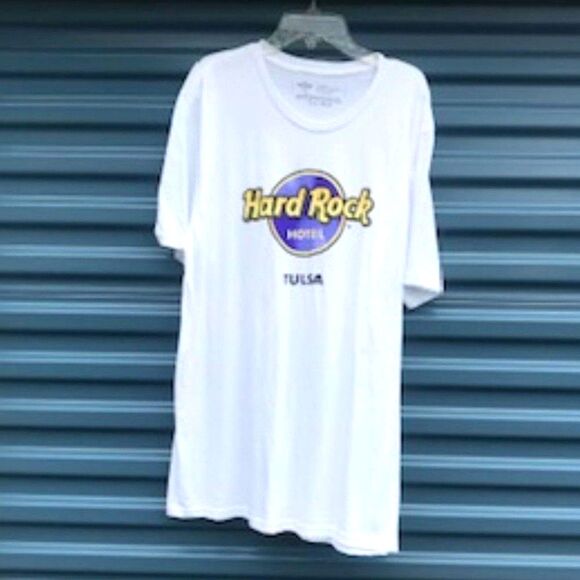 Hard Rock Café . Size: Large {42-44} Muscle Shirt & Tee Shirt . Tulsa, Oklahoma - Picture 3 of 10